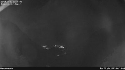immagine della webcam nei dintorni di Folgaria: webcam Nomi