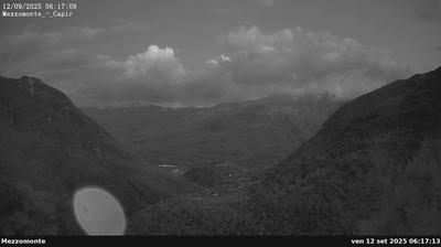 immagine della webcam nei dintorni di Vallelaghi: webcam Nomi