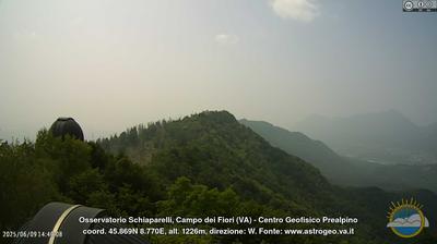 immagine della webcam nei dintorni di Curiglia con Monteviasco: webcam Castello Cabiaglio