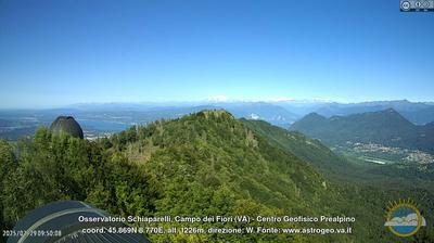 immagine della webcam nei dintorni di Cannero Riviera: webcam Castello Cabiaglio