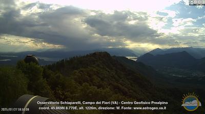 immagine della webcam nei dintorni di Brinzio: webcam Castello Cabiaglio