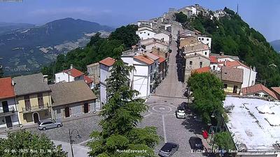 immagine della webcam nei dintorni di Roio del Sangro: webcam Monteferrante