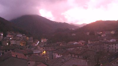 immagine della webcam nei dintorni di Frontino: webcam Monte Nerone
