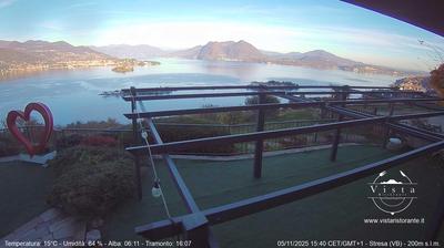 immagine della webcam nei dintorni di Mottarone: webcam Campino