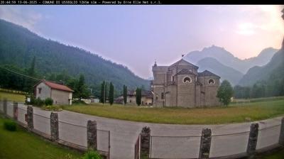immagine della webcam nei dintorni di Ala di Stura: webcam Usseglio