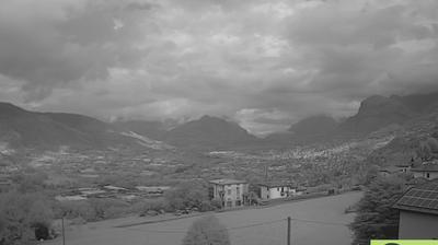immagine della webcam nei dintorni di Monte Cornizzolo: webcam Monte Marenzo