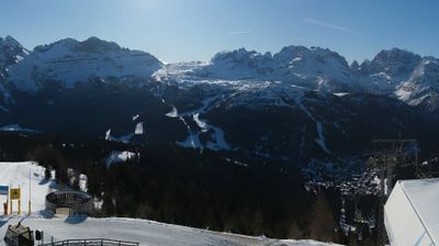 immagine della webcam nei dintorni di Rifugio Viviani: webcam Campo Carlo Magno