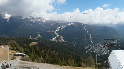 immagine della webcam nei dintorni di Novella: webcam Campo Carlo Magno