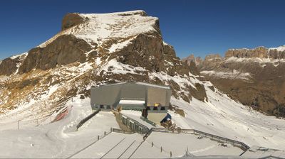 immagine della webcam nei dintorni di Cima Portavescovo: webcam Porta Vescovo