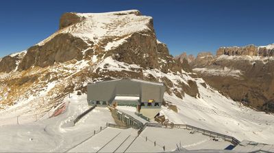 immagine della webcam nei dintorni di Cima Pisciadu': webcam Porta Vescovo