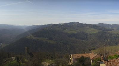 immagine della webcam nei dintorni di Cerretto Langhe: webcam Arguello