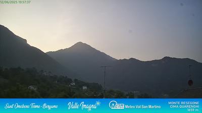 immagine della webcam nei dintorni di Monte Marenzo: webcam Valsecca