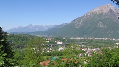 immagine della webcam nei dintorni di Pian del Cansiglio: webcam Pieve d'Alpago
