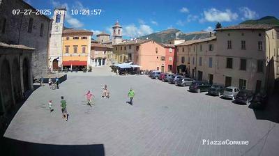 immagine della webcam nei dintorni di Gubbio: webcam Cantiano