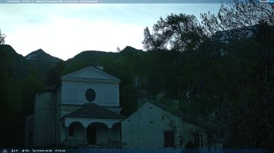immagine della webcam nei dintorni di Traversella: webcam Carema