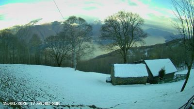 immagine della webcam nei dintorni di Pigra: webcam Sant'Abbondio