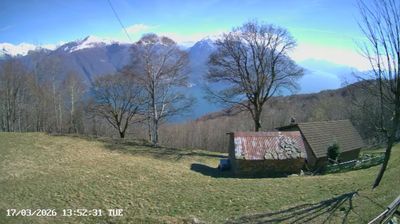 immagine della webcam nei dintorni di Dosso del Liro: webcam Sant'Abbondio