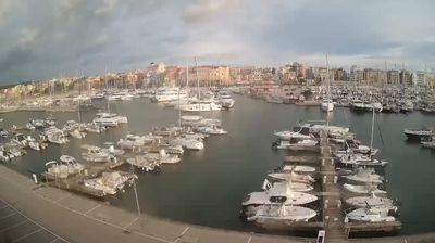 immagine della webcam nei dintorni di Lavinio: webcam Nettuno