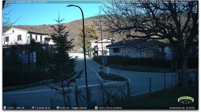 immagine della webcam nei dintorni di Fano Adriano: webcam Montereale