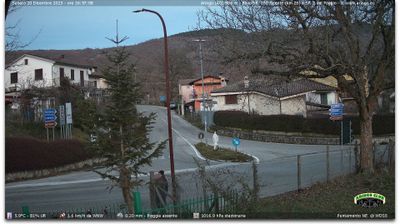 immagine della webcam nei dintorni di Arquata del Tronto: webcam Montereale