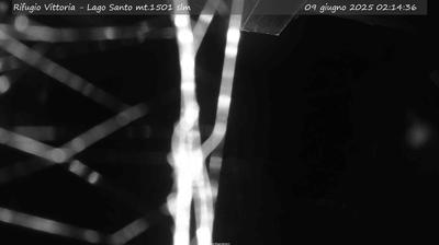 Preview delle webcam di Pievepelago › Sud-Est: Rifugio Alpino Vittoria - Lago Santo - monte Giovo