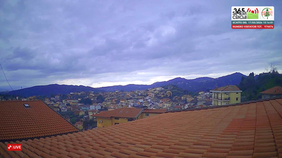 immagine della webcam nei dintorni di Soveria Mannelli: webcam Simeri Crichi