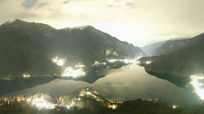 immagine della webcam nei dintorni di Brenzone sul Garda: webcam Molina di Ledro