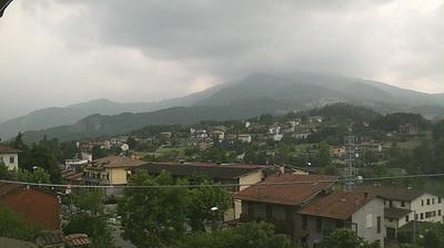 immagine della webcam nei dintorni di Tizzano Val Parma: webcam Busana