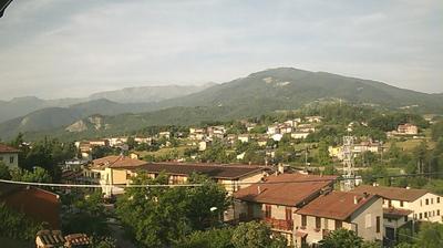 immagine della webcam nei dintorni di Tizzano Val Parma: webcam Busana