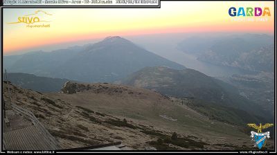 immagine della webcam nei dintorni di Fiavè: webcam Ronzo-Chienis