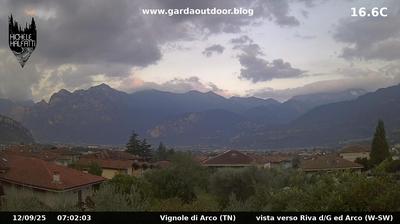immagine della webcam nei dintorni di Riva del Garda: webcam Arco