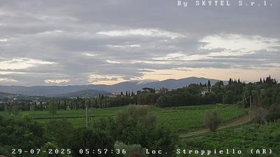 immagine della webcam nei dintorni di Monte Santa Maria Tiberina: webcam Arezzo