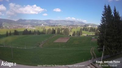 immagine della webcam nei dintorni di Velo d'Astico: webcam Altopiano di Asiago