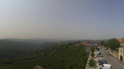 immagine della webcam nei dintorni di Carrù: webcam Albaretto della Torre
