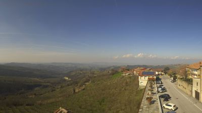 immagine della webcam nei dintorni di Corneliano d'Alba: webcam Albaretto della Torre