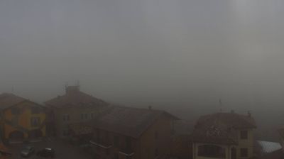 immagine della webcam nei dintorni di Mombarcaro: webcam Serravalle Langhe