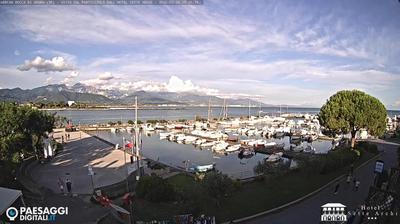 immagine della webcam nei dintorni di Vittoria Apuana: webcam Montemarcello