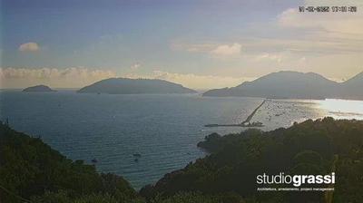 immagine della webcam nei dintorni di Riccò del Golfo di Spezia: webcam Pitelli