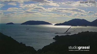 immagine della webcam nei dintorni di Riccò del Golfo di Spezia: webcam Pitelli