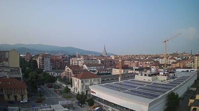 immagine della webcam nei dintorni di Castagneto Po: webcam Torino
