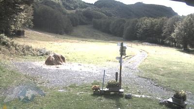 immagine della webcam nei dintorni di Brallo di Pregola: webcam Santo Stefano d'Aveto