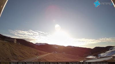 immagine della webcam nei dintorni di Brentonico: webcam Passo delle Fittanze