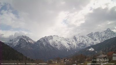 immagine della webcam nei dintorni di San Gregorio nelle Alpi: webcam Gosaldo