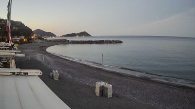 immagine della webcam nei dintorni di Varese Ligure: webcam Cavi