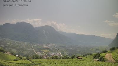 immagine della webcam nei dintorni di Cloz: webcam Cortaccia sulla Strada del Vino
