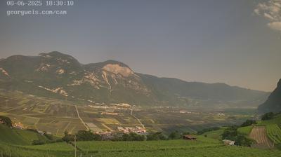 immagine della webcam nei dintorni di Cles: webcam Cortaccia sulla Strada del Vino