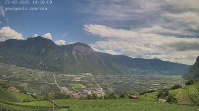immagine della webcam nei dintorni di Cavalese: webcam Cortaccia sulla Strada del Vino