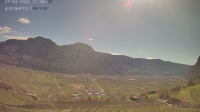 immagine della webcam nei dintorni di Baselga di Pinè: webcam Cortaccia sulla Strada del Vino
