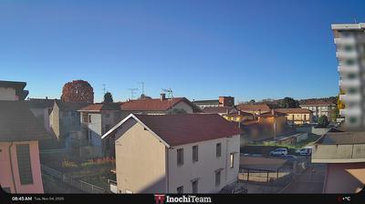 immagine della webcam nei dintorni di Madonna del Sasso: webcam Borgomanero