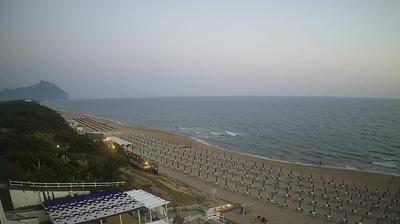 immagine della webcam nei dintorni di Borgo Sabotino: webcam Sabaudia